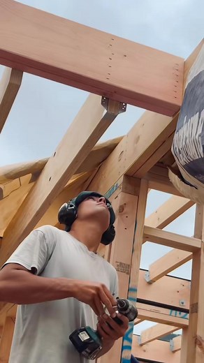 We 💚 what we do! 💪🏽 The 126 House has been an amazing journey so far, and our spec homes are always something we’re proud to create. With just three weeks to go before the team takes a well-deserved break, we’re pushing hard to wrap things up before Christmas. | NF Construction