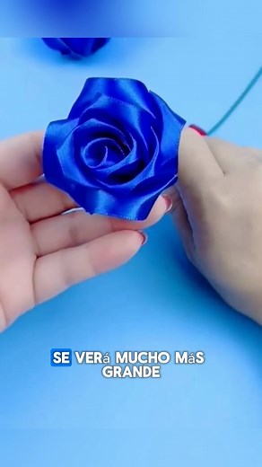 Como hacer que los petalos de tus flores queden más abiertos #ribbonflowers #rosaseternas | DIY Arreglos Florales