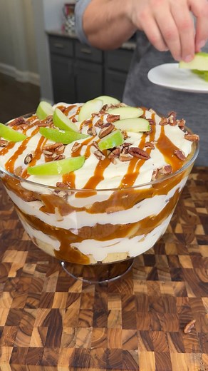 Caramel Apple Trifle; the Perfect Fall Dessert 🍰 #easyrecipe #fall #cooking #dessertideas | Kyle Istook