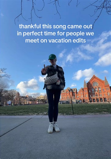 it’s so alex & poppy coded. editors get to WORK! #poppyalex #peoplewemeetonvacation #pwmov #emilyhenry #tomyblyth @People We Meet on Vacation @Netflix @Stella Lefty