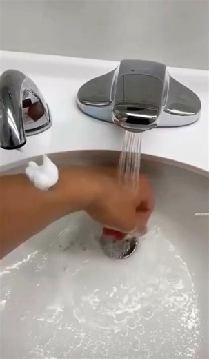 ⭐ Hotel me hui ye galti 😳 Sensor nal ne uda diye hosh #shortsvideo