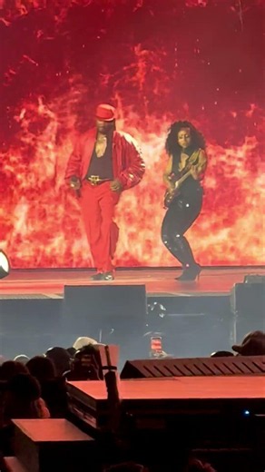Usher BAD GIRL Guitar SOLO Denver R&B Tour 2026