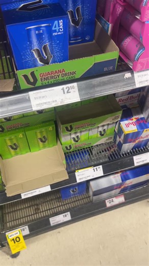 someone explain pls #woolies #bluev #tfyp