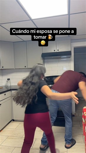 ￼ mi esposa, cada vez que se pone peda🤣 #shortvideo #humor #comedia #funny #viralshorts