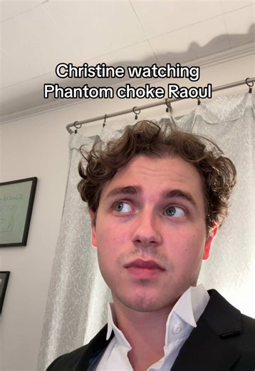 Exploring Christine Daaé's Struggles in Phantom of the Opera