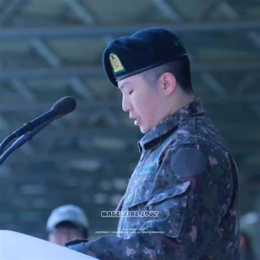 13 reactions | WOOZI AT BASIC MILITARY TRAINING GRADUATION CEREMONY TODAY!! 凉 ©tto#seventeen#woozi#seventeenwoozi#svt | Kwon Eya | Facebook