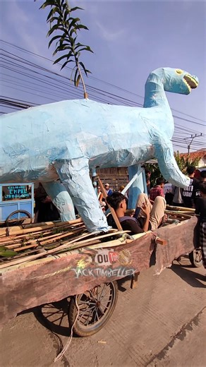 Ogoh Ogoh Dinosaurus