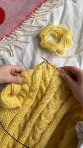 Knit ✨cables✨ with me #knitting #knittersoftiktok #knittok #knittingtiktok