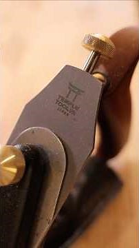 Restoring a Desk Top with a Temple Tool Hand Plane