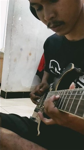 Muse - hysteria reggae version ( guitar cover) #hysteria #guitarist #muse #melodi