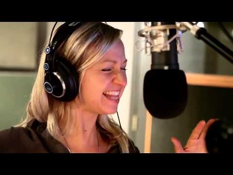 My Little Pony game - Behind the scenes with Ashleigh Ball
