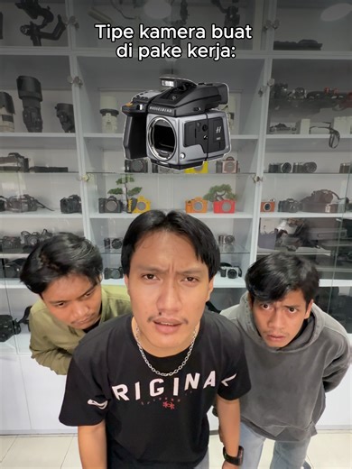 Butuh alat Dokumentasi atau Multimedia? Disini kamu bisa sewa kamera, lighting, microphone, drone, laptop, PC, sampai TV semua ready loh. Cocok buat kamu yang mau produksi konten, event, live streaming, sampe podcast. . Selain sewa alat, kami juga siap bantu kamu dengan jasa produksi seperti: ✅Dokumentasi Event ✅Photo & Videobooth ✅Studio Photo & Video ✅Live streaming & Broadcast ✅Dll... . 📞 0896-0860-3931 📍Jakarta . #sewakamera #sewakamerajakarta #sewakamerabogor #sewakameradepok #rentalkamer