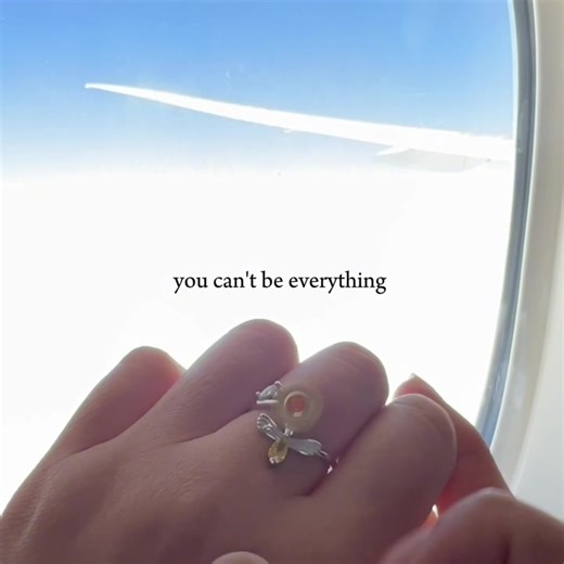 Take those worries away! 🌻 🍃 This Sunflower Fidget Ring is an all-in-one therapeutic ring designed to bring stress relief when you're anxious. Get it here: https://iconcreatives.store/sfr Made from 925 Sterling Silver ✨ COD & Free Shipping Nationwide 🇵🇭 | Icon Creatives