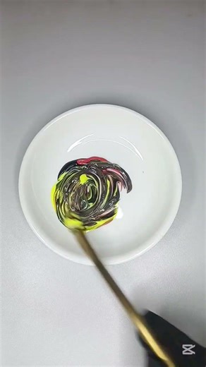 Color Mixing Magic 🎨✨b#satisfying #colormix #oddlysatisfying #artvideo #relaxing #viral #shorts