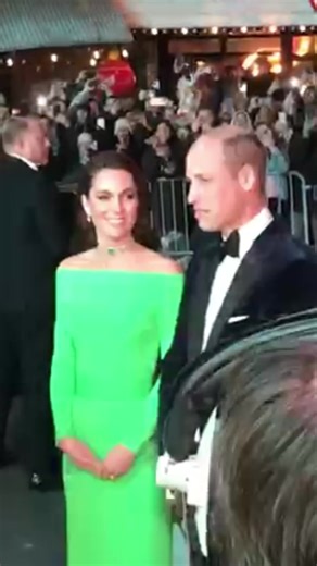 Prince William and Princess Kate have arrived for the #EarthshotPrize awards 😍💚 | HELLO!