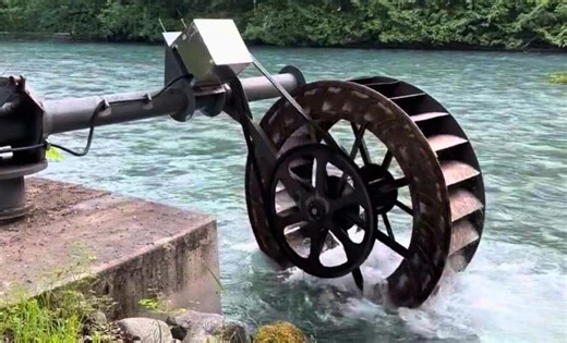 Canadian retiree builds home hydropower system that generates 36 kWh of daily electricity from river flow