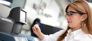 Transformar el marañón para convertir a Colombia en potencia mundial del fruto