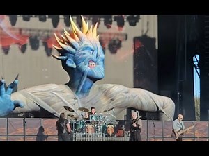 Trivium release live video for “Slave New World” w/ Nekrutman on drums from Aftershock 2025!