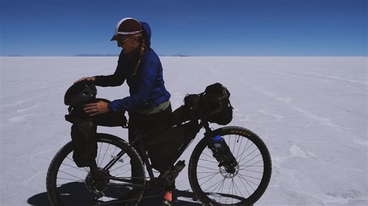 《骑行世界》（CYCLING THE WORLD）— 获奖冒险纪录片