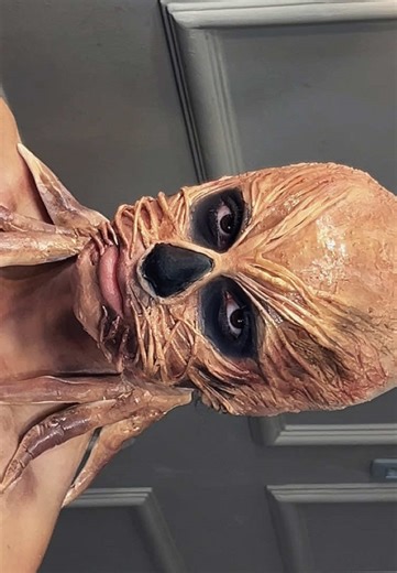 Transforme-se com a Maquiagem Vecna do Netflix