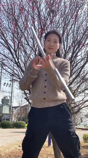 Unlock Nunchaku Mastery: Spring Motion in a Blink