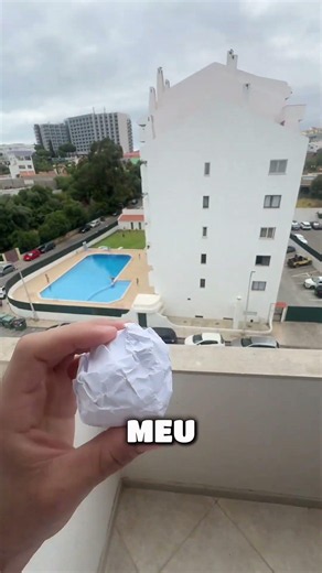 1 inscrito = 1 bolinha nova com @ #memes #vizinho #angolano #pets #viralizar #cachorro #gatos