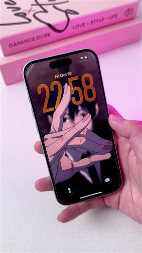 Aki Hayakawa 3D Wallpaper & Charging Animation