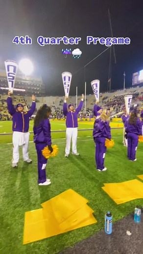 LSU Cheer Braving the Rain: 4th Quarter Pregame
