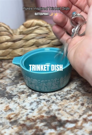 Pyrex inspired butter print trinket dish 🧈 retro kitchen vibes in the cutest little size. #pyrexinspired #butterprint #retrokitchen #vintagekitchen #tiktokshopfinds