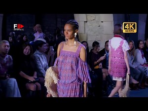 VIVIENNE TAM Spring 2025 Paris - 4K