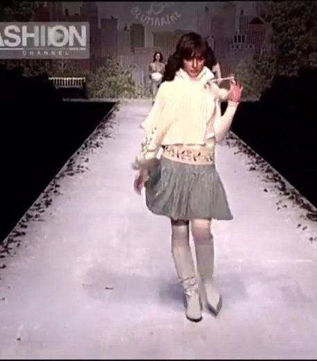 Blugirl Fall 2004 Runway: Coquette Fashion Showcase