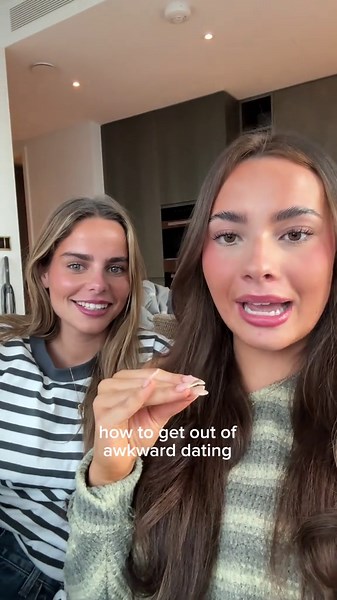 Discover the Fun of Tinder with Your Best Friend!