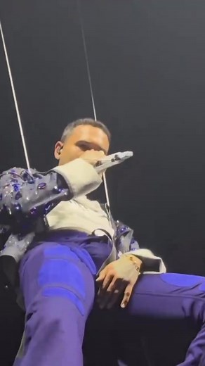 Chris Brown Live Performance of 'Wrist' at The 11:11 Tour