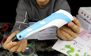 拆箱测评80块钱买来的3D打印笔，还没把长颈鹿打印出来就坏了