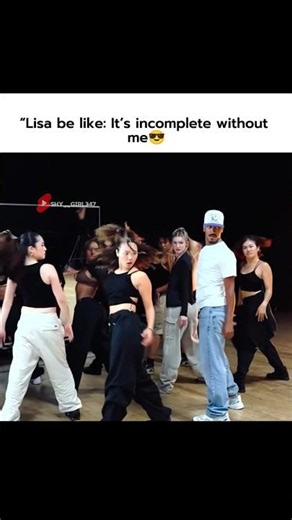 It's incomplete without Lisa😎 #ytshorts #fypシ゚viral #lisa #trending #blackpink