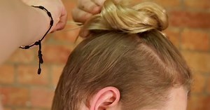 This Man Bun Video Is Going Viral — For This Misleading Reason