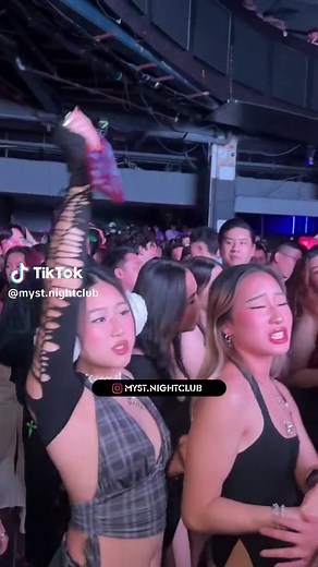 Here’s what the girls wore to MYST at our last event! They look amazing 🤩 What are you wearing to our next event this FRIDAY? Grab your tickets now. 🎫 📍MYST Nightclub 101/1-5 Wheat Rd, Sydney NSW 2000 #nightclub #sydneynightlife #thingstodosydney #clubbing #sydney #sydneyparty