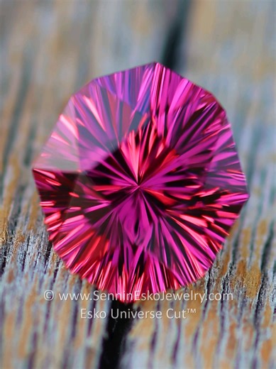 Can I pour this color in my wine glass already? It must be 5 o'clock somewhere. I love garnets, and this one delivered. Natural gems are always a challenge when planning and faceting, but thats the beauty of working them. They aren't cookie cutter. It's 3.2 carats, 9.5x6.6mm. Thanks for looking! _ _ #garnet #pyralspite #gemology #engagementringinspiration #jewelrymaking