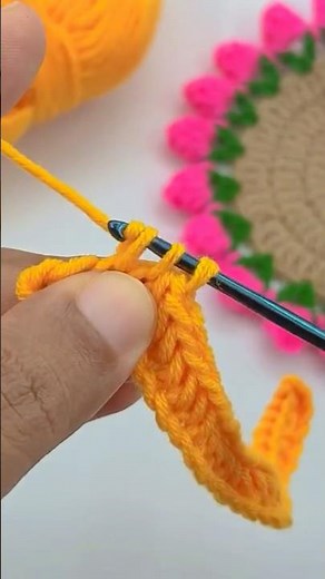 TUTORIAL HERE! 👆 Super Easy One Row Repeat Crochet Pattern | Beginner Friendly Tutorial