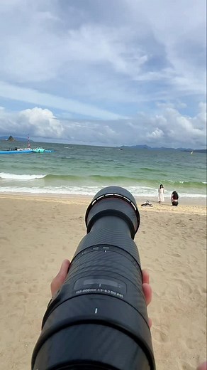 197 reactions · 3 comments | A passerby asked what the difference is between optical zoom and digital zoom #photography #camera #first-person-view | Photographer Army | Facebook