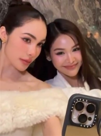 Exploring Beautiful Moments with Girlfriend Photography