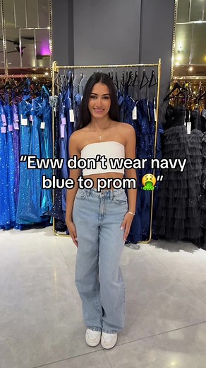 Navy Blue Prom Dress Insights: What to Wear