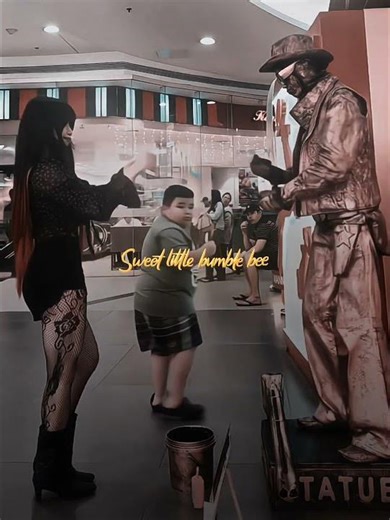 tiktok Viral Trend | Bumble Bee Trend #tiktok #trending #editlyrics #lyrics #dance #viralvideo