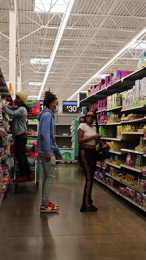 723K views · 11K reactions | What’s in the back ? #fyp #viral #comedy | Deonta Jones | Facebook