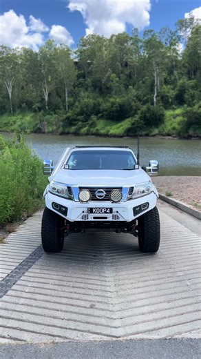 Exploring the Nissan NP300 for 4WD Adventures