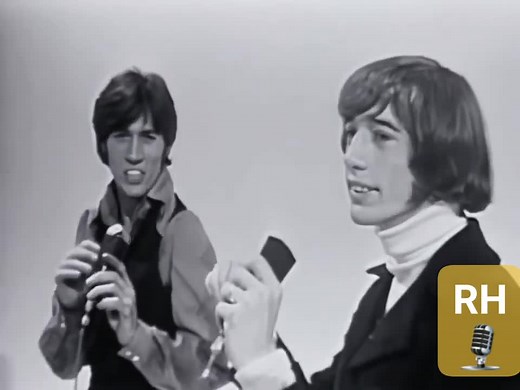 192K views · 10K reactions | The Bee Gees / Massachusetts 殺️ Radio Home relája tus sentidos con la música perfecta ️ | Radio Home | Facebook