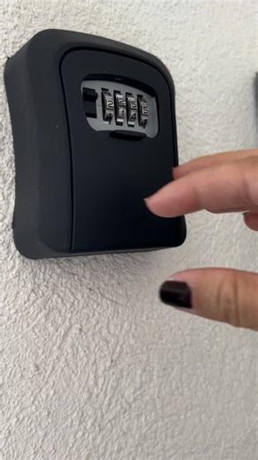 Watch Keep your KEYS SAFE Security Lock Box 4 Digit Combination Key  on Amazon Live