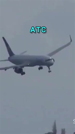 Pilot Faces Challenge with Crosswinds Warning in New York