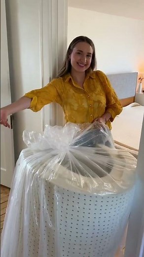 Organic Latex Mattress, Eco-Friendly Bedroom | Savvy Rest #mattress #mattresses #sleepproducts #bed