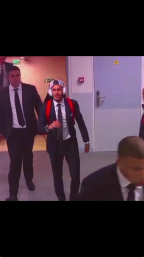 Os vídeos de Zass (@zass.sazz) com som original - Zass